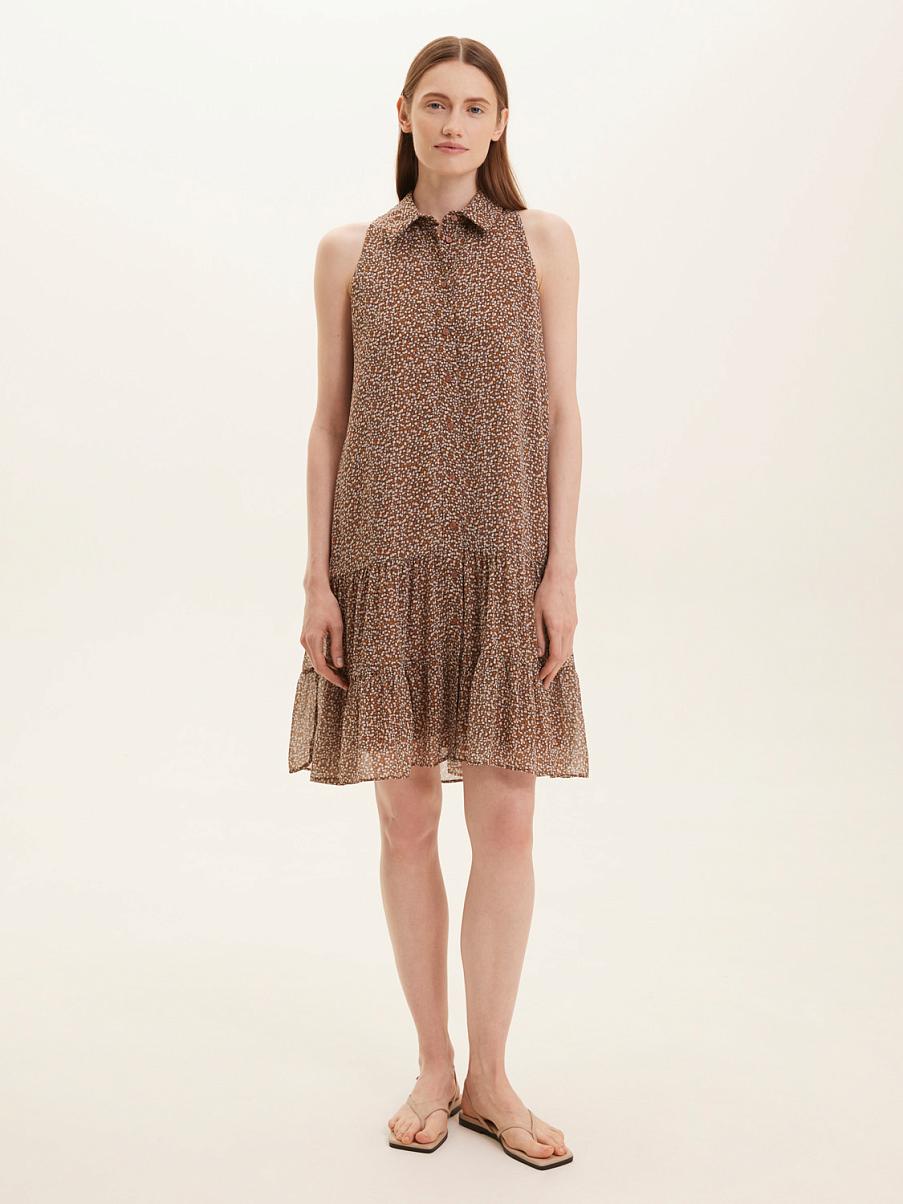 Платье из шелка